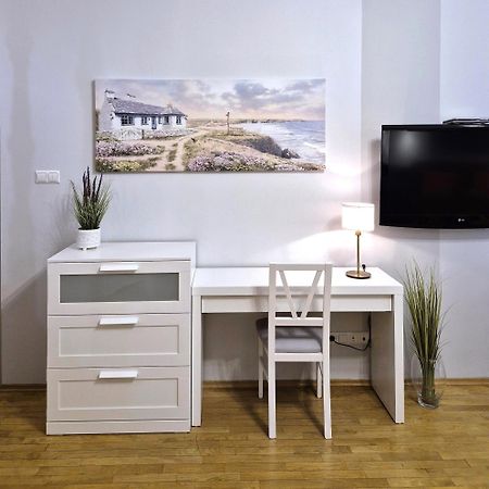 Ariadna - Pantheon Apartments Cracovia Esterno foto